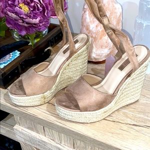 Suede wedge heel - wrap around ankle